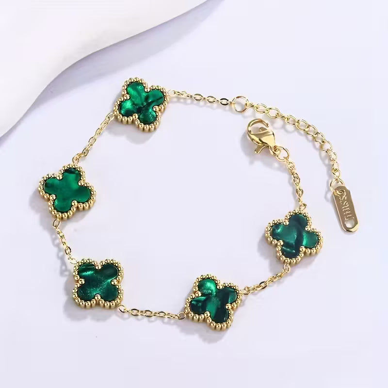 GIFT: Golden­es Kleeblatt-Armband – ab 40 € Einkauf geschenkt